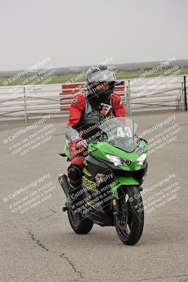 media/Nov-29-2025-TrackDaz (Sat) [[10ae2d9bce]]/Around the Pits/